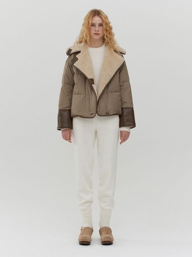 Overfit Shearing Hoodie Down Jacket () - a.t.corner - Modalova