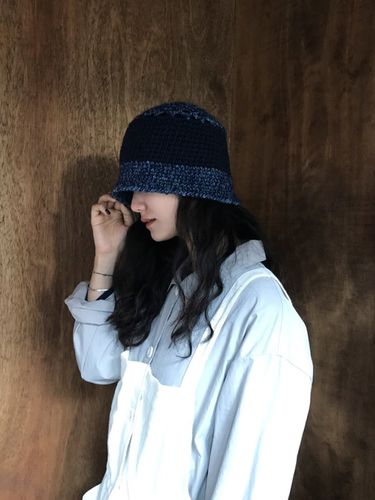 Flat Bucket Hat - Navy - MISU A BARBE - Modalova