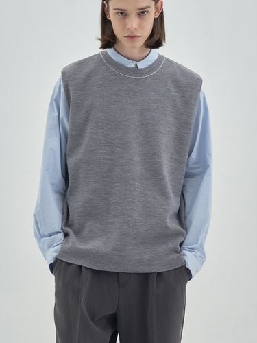 Unisex Top Stitching Crew-Neck Knit Vest - ANOUTFIT - Modalova