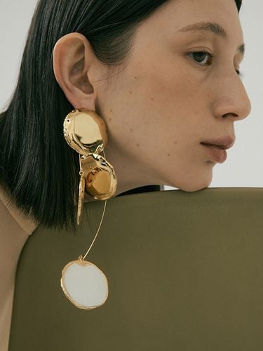 Volume artpiece Earring - cellmute - Modalova