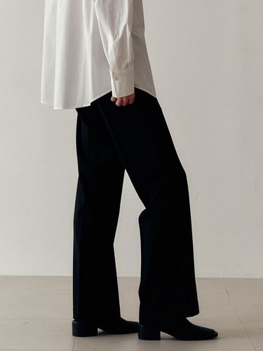 Pleats Pants_Black - LARGO - Modalova