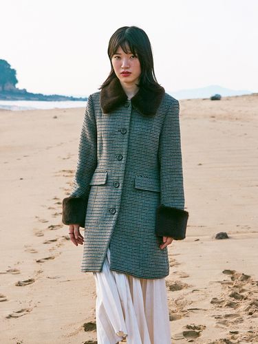 Fake Fure Point Wool Coat (Check) - ouel - Modalova