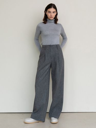 Stitch Wide Wool Pant (Grey) - AVA MOLLI - Modalova