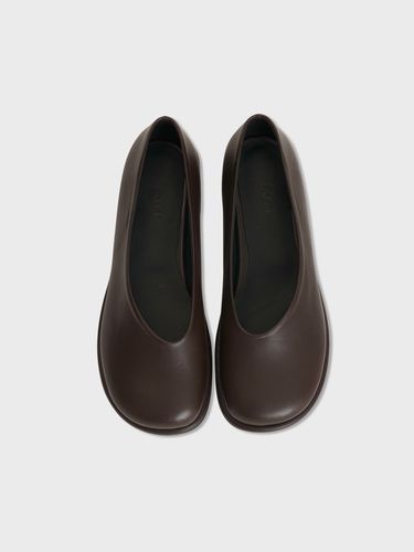 PLUMP FLAT BROWN - FOIT - Modalova