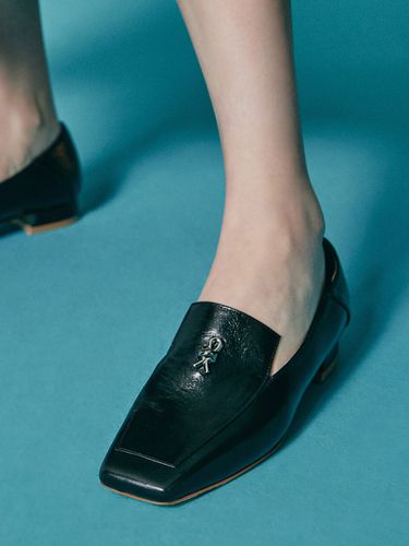 JONATHAN Loafers_Black - pleiades - Modalova