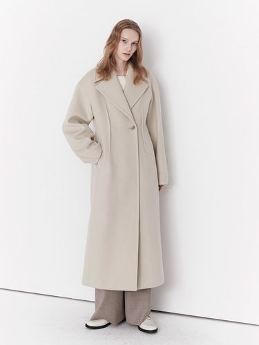 Bold Sleeve Dart Wool Coat - MOAT - Modalova