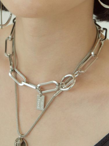 Silver One Chain Necklace - LAYERMOOD - Modalova