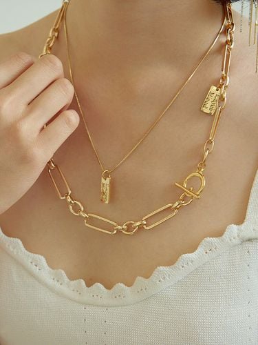 Gold Two Chain Necklace - LAYERMOOD - Modalova