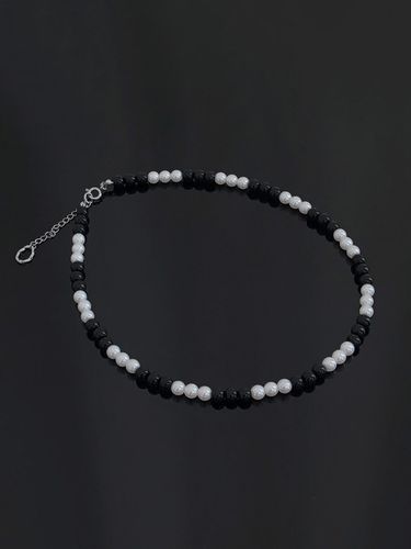 Black n Pearl Necklace - apple pie order - Modalova