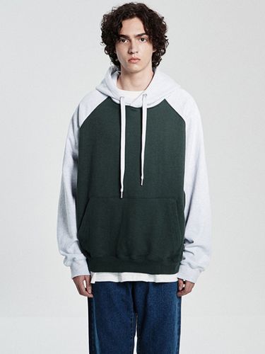 Raglan Sleeve Hoodie _ - GAC - Modalova