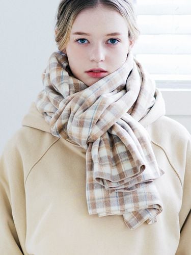 Iceland Checkered Muffler - Beige - NORDIC ISLAND - Modalova