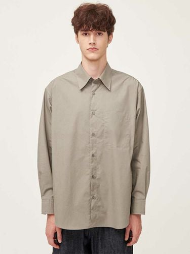 Hidden Pocket Overshirt Khaki Gray - SLOW UNIVERSE - Modalova