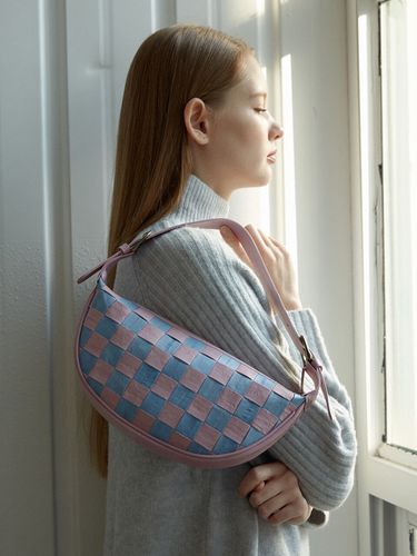 Croissant Shoulder Bag - Checkered - doublequotes - Modalova