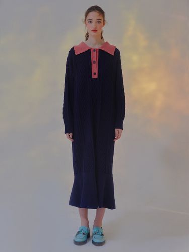 DEWE HEART DEWE] Wool Pique Knit Dress_Navy - DEW E DEW E - Modalova