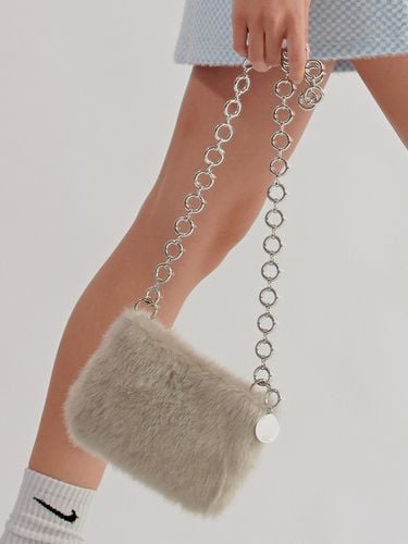 Rena Eco-Fur Bag (grey) - BAEBAE - Modalova