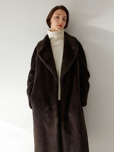 Tow Eco Fur Collar Long Coat (2 Colors) - MOHAN - Modalova