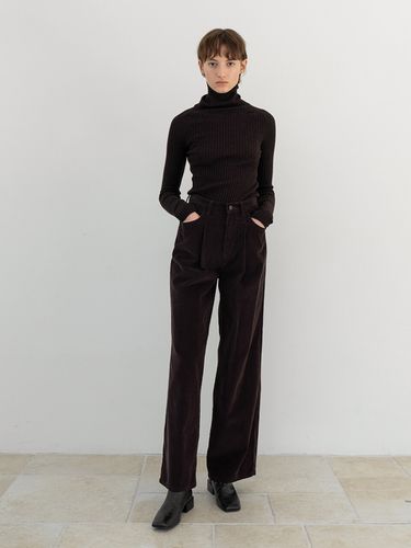 Corduroy Pintuck Wide Pant_Brown - LE - Modalova