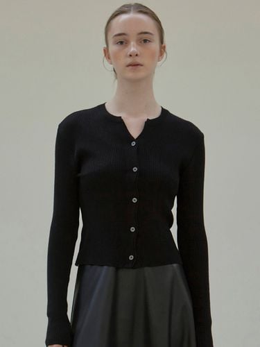 Slim Fit Knit Cardigan (Black) - NICK&NICOLE - Modalova