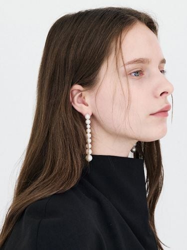 Drop Pearl Earring - L U I R E - Modalova