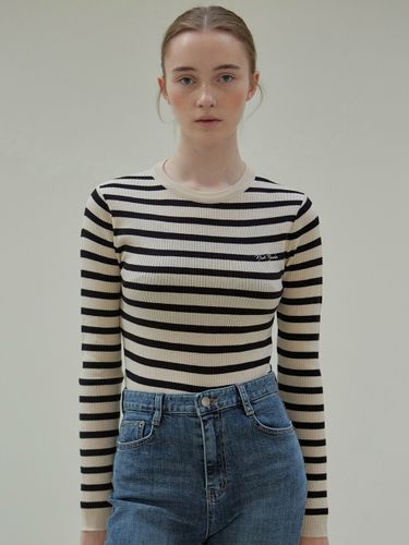 Stripe Slim Knit Top (Light Beige) - NICK&NICOLE - Modalova