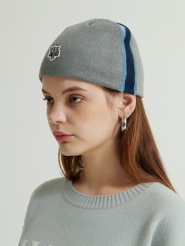 Logo Stripe Beanie Gray - WHATTHEWEAR - Modalova