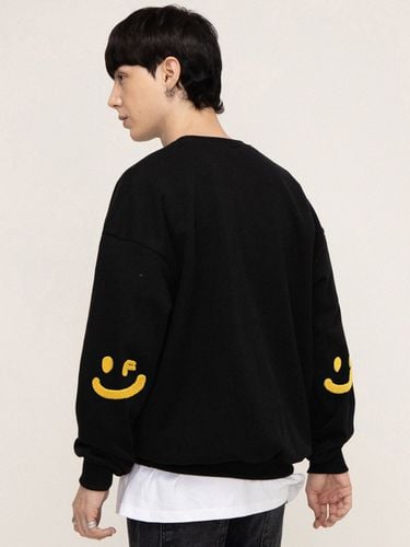 UNISEX] Elbow Smile Drawing Boucle Embroidered Sweatshirt 4 Colors - GRAVER - Modalova