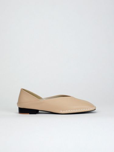 Nika Flat Shoes - Beige - SCOMBER - Modalova