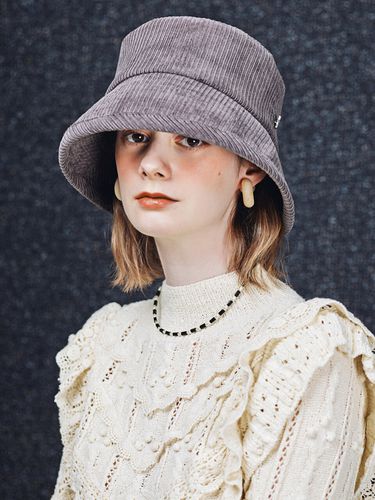 BASIC CORDUROY BUCKET HAT - ELKE BLOEM - Modalova