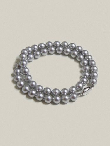 Classy Gray Pearl Necklace - partez - Modalova