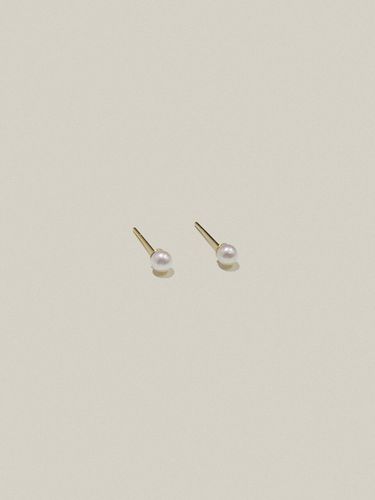 K Classic Pearl Earring 4mm - partez - Modalova