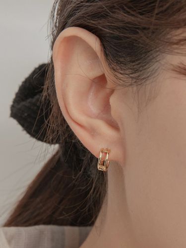 Small Hole Ring Earring - Primaute - Modalova