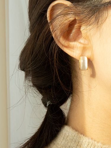 Mole Earring - Primaute - Modalova