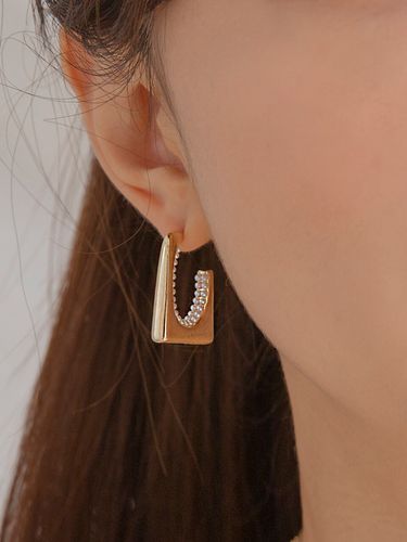 Bold Round Ring Earring - Primaute - Modalova