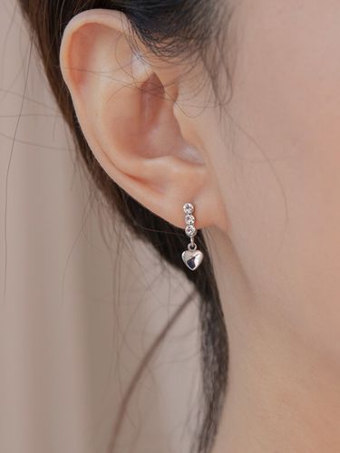 Drop Heart Earring - Primaute - Modalova