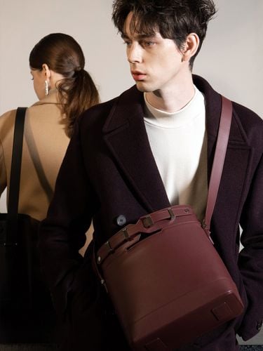 Nuestro Time Bag- Burgundy - SUHADO - Modalova