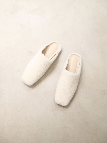 Ciel Shearling Mules - blanc sur blanc - Modalova