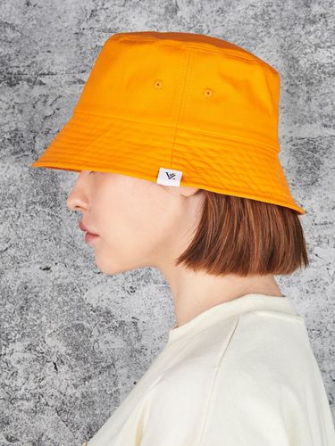 Monogram Label Bucket Hat_Orange - VARZAR - Modalova