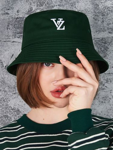 D Monogram Bucket Hat_Green - VARZAR - Modalova