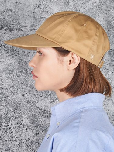 Ordinary Overfit Cotton Ball Cap_Beige - VARZAR - Modalova