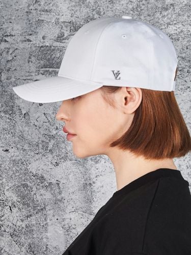 VZ Stud Overfit Ball Cap_White - VARZAR - Modalova