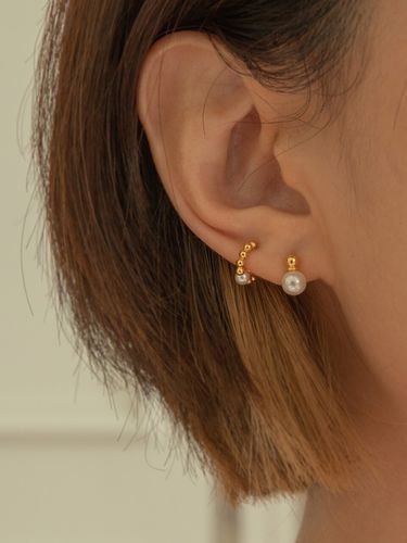 SET] PEARL POINT EARRINGS - Primaute - Modalova