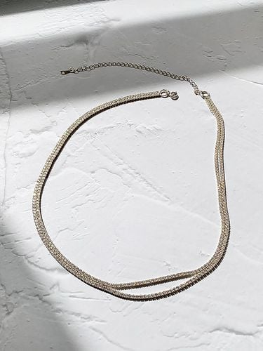 Crystal 2Line Necklace_Silver - MOI studio - Modalova