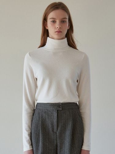 Warmer Turtleneck Top - YAN13 - Modalova