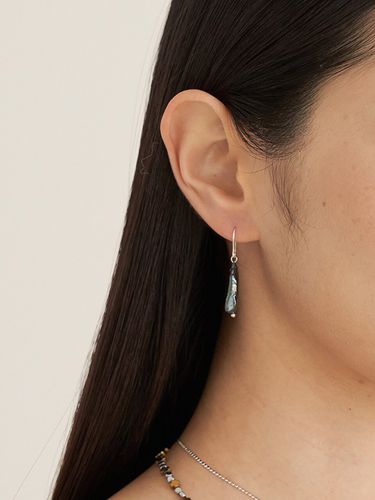 Snow Glow Earring 07 - STILL INSTANT - Modalova