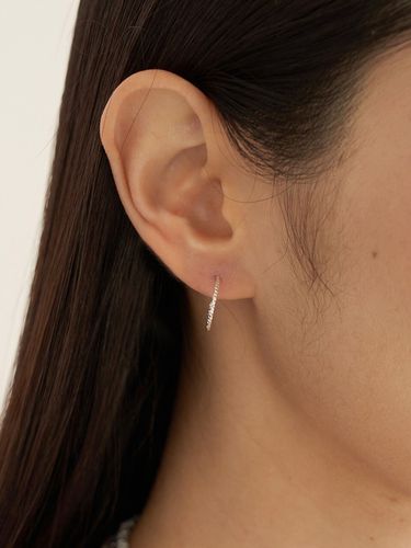 Snow Glow Earring 09 - STILL INSTANT - Modalova