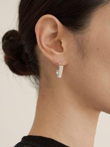 Snow Glow Earring - STILL INSTANT - Modalova