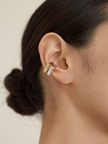 Snow Glow Ear Cuff - STILL INSTANT - Modalova