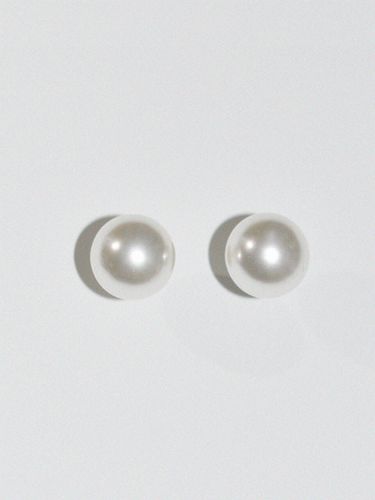 Bold Pearl Earrings (Silver 925) - usite - Modalova