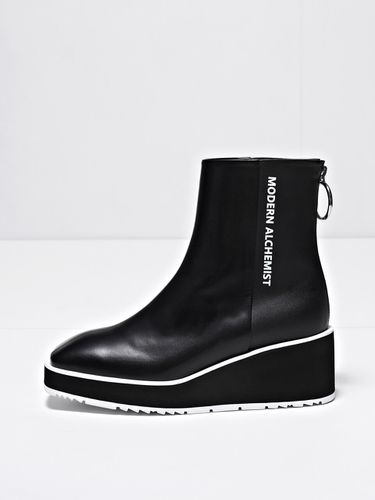 Project 3 Re-Tro Logo Boots - Black - MODERN ALCHEMIST - Modalova