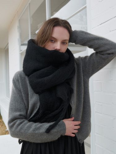 Wool Long Wide Muffler - Black - ADAUL - Modalova